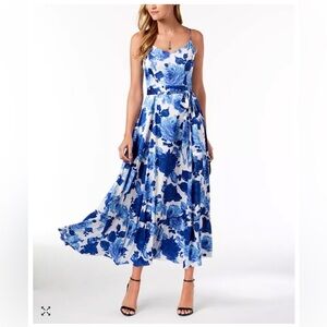 Betsey Johnson Belted Floral-print Maxi Dress in Blue and White Size 2